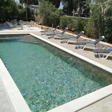 Eti Und Mia - 13 Personen- Piscine By Interhome Vikendica Pula