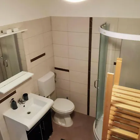 Dom wakacyjny Eti Und Mia - 13 Personen- Piscine By Interhome